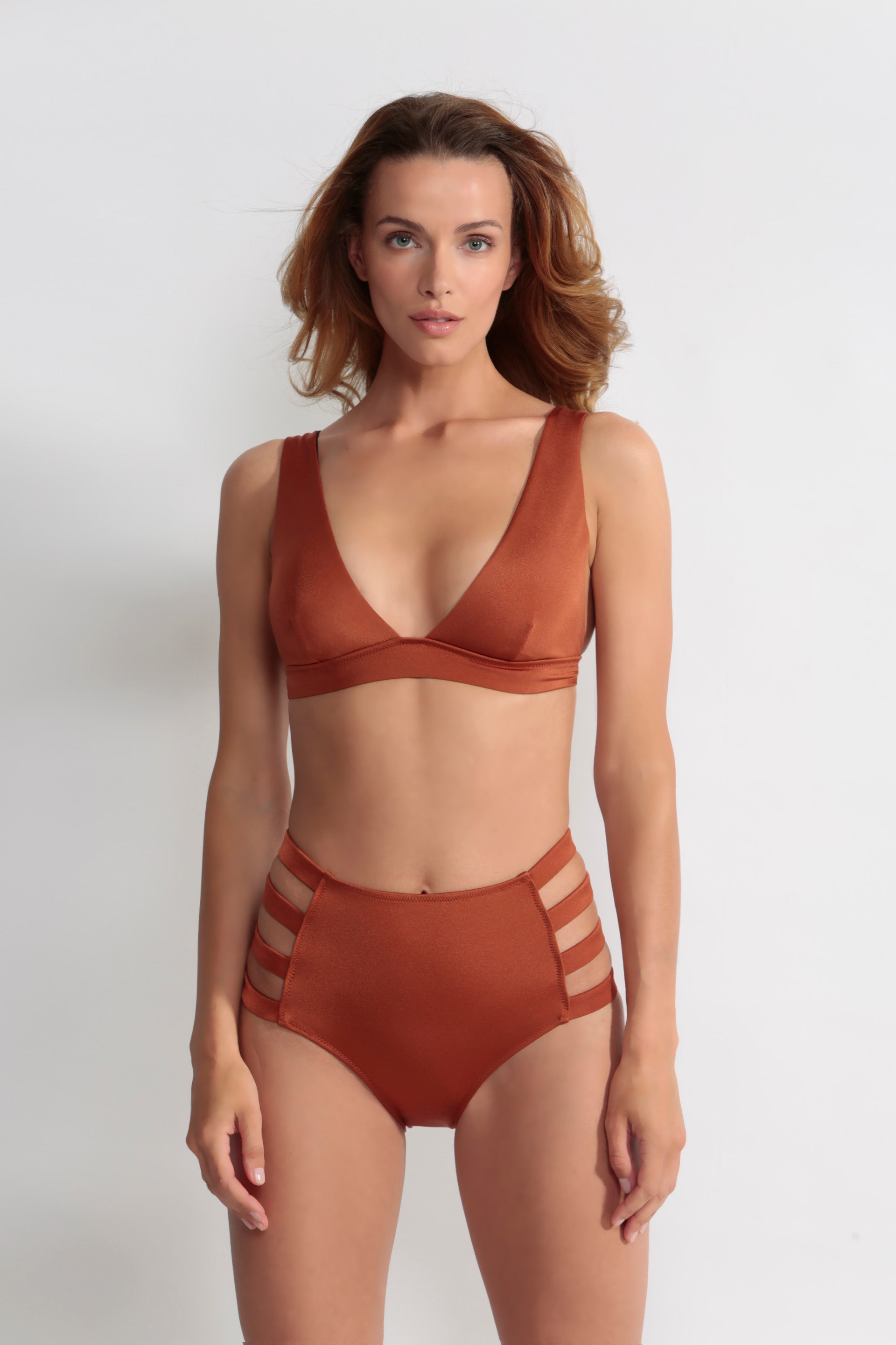CAMILLA WOMAN BIKINI Nessi Byrd